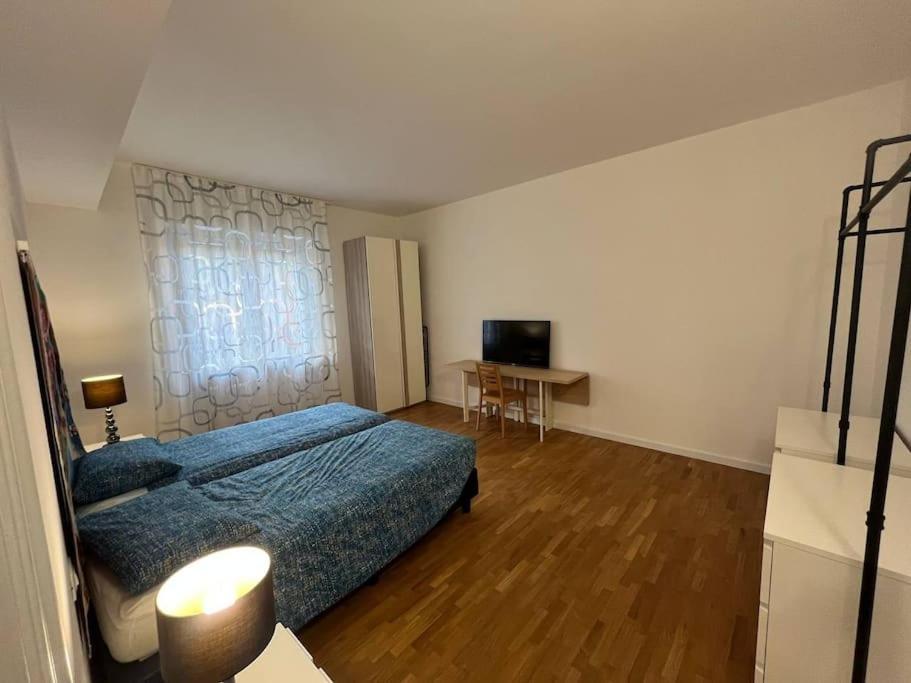 פיאצ'נצה Appartamento Spazioso In Centro מראה חיצוני תמונה